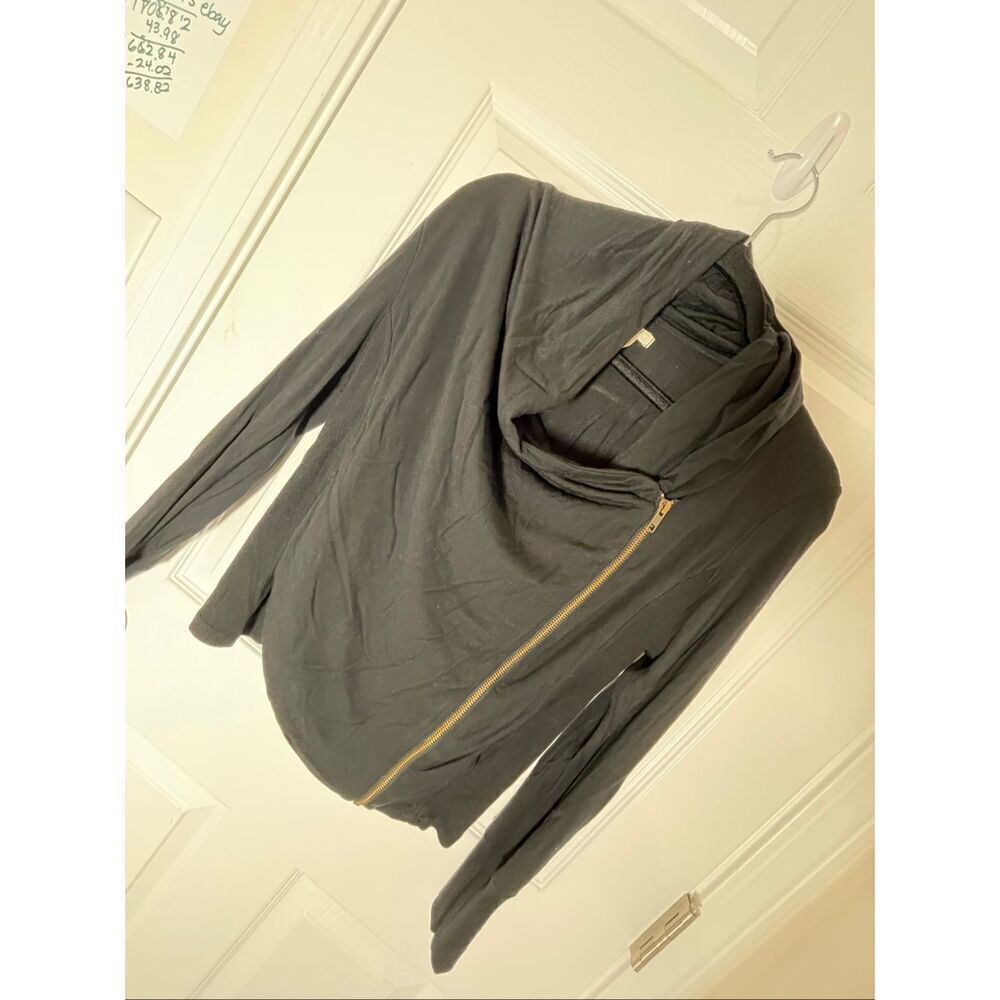 Caslon women’s black small petite zipper long sleeve blouse